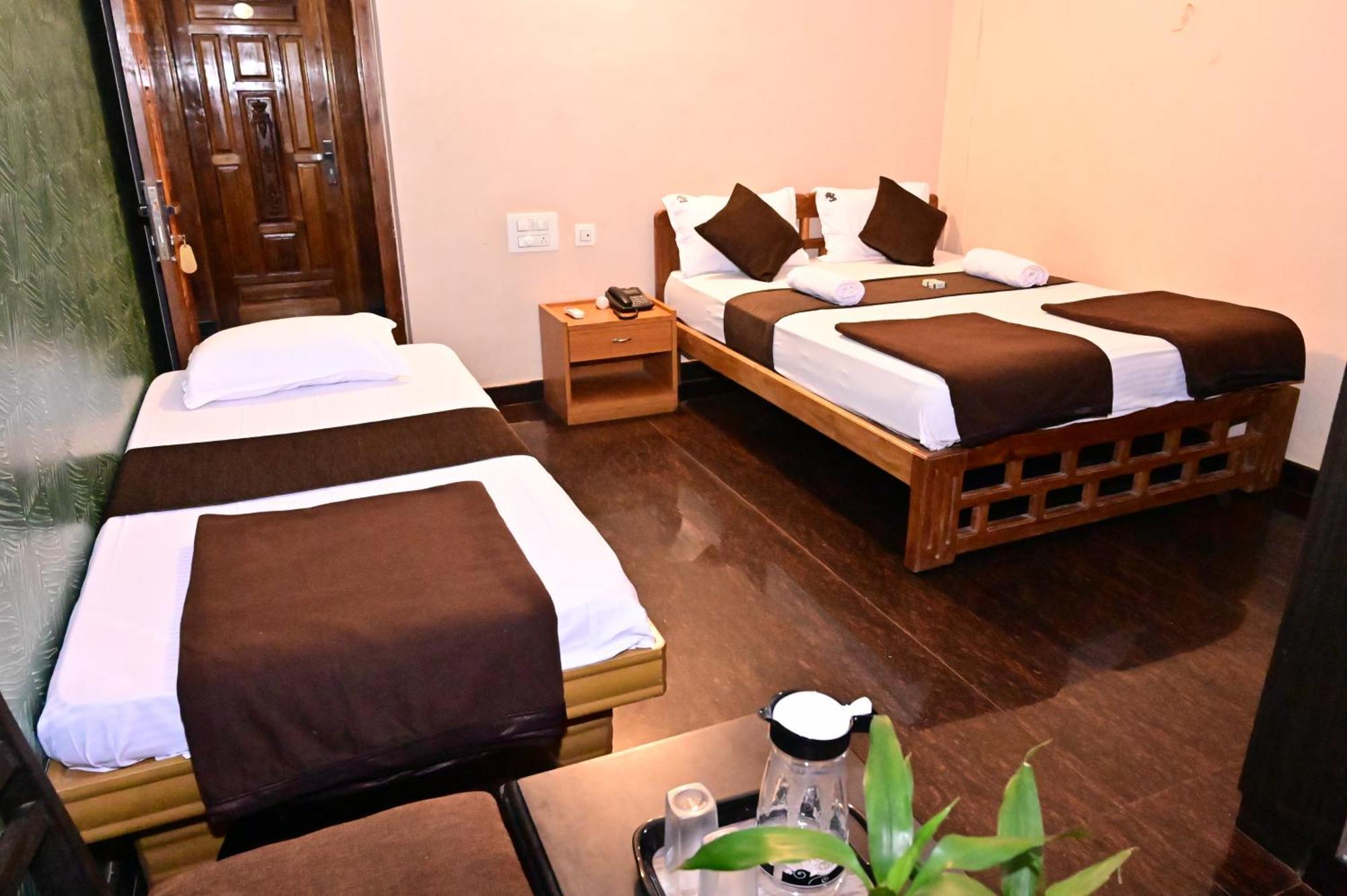 Jaya Paradise Māvalli Esterno foto